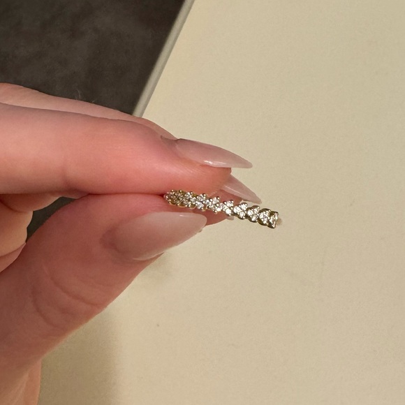 Stone and Strand
14k Diamond Sunburst Ring (size 5) - Picture 4 of 5